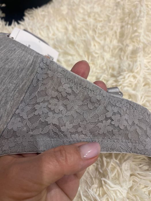 Бюстгальтер новий H&M з Push Up розмір EU 70F сірий