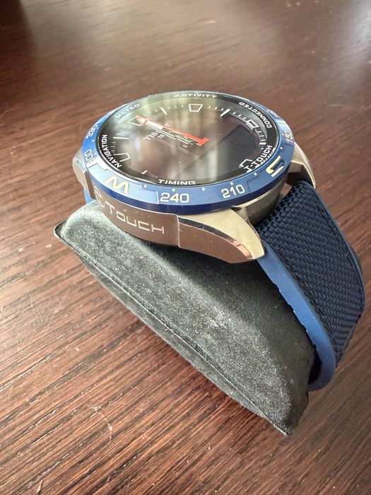 Tissot T-Touch Connect Solar — преміальний швейцарський смарт-годинник