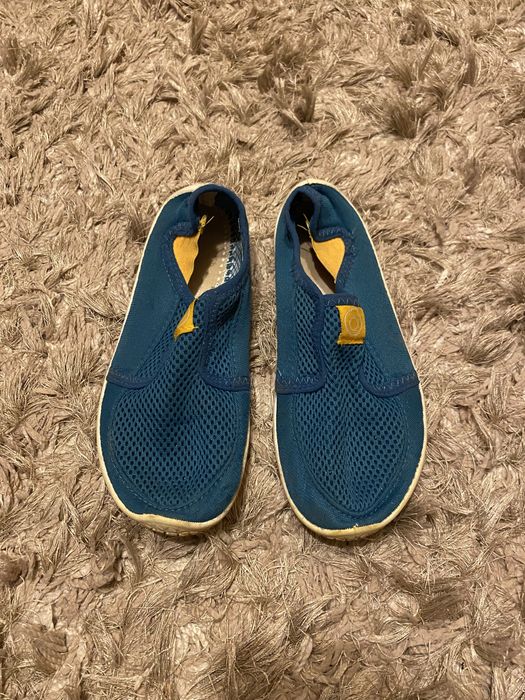 Buty Subea do wody rozmiar 31 + zabawka gratis