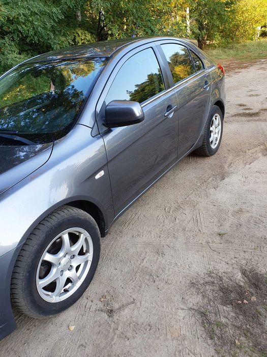 Mitsubishi lancer