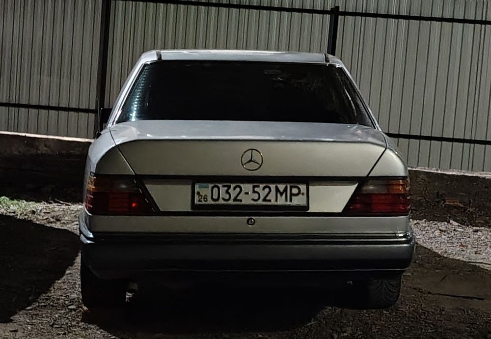 Mercedes-Benz E-Class 1992 VIN WDB1241251B700355 фото оголошення 21 з 24