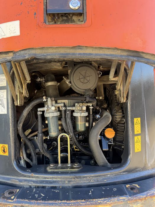 Mini Giratoria Hitachi zx17u-2
