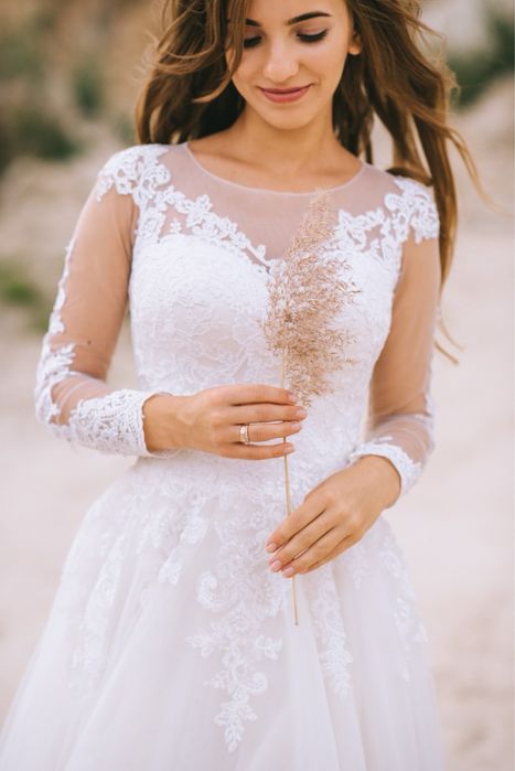 Весільна сукня/ Весільне плаття