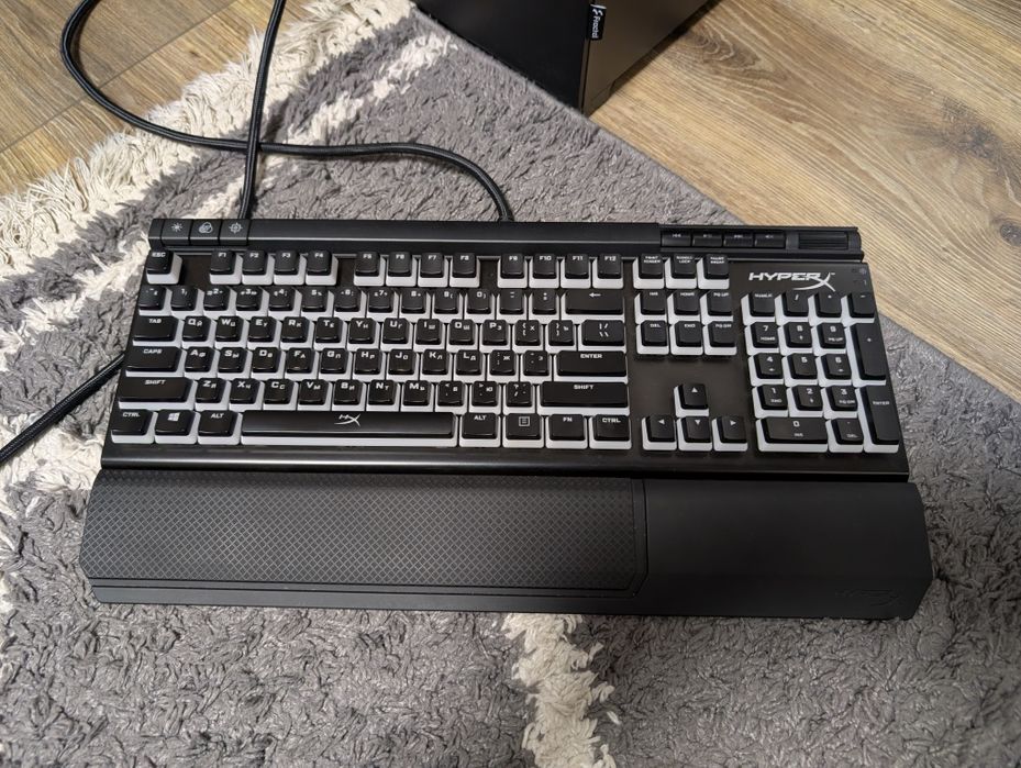 Клавіатура HyperX Alloy Elite Cherry MX Red