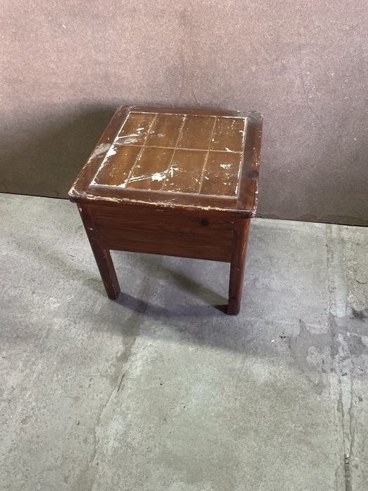 Mesa de Apoio em Madeira