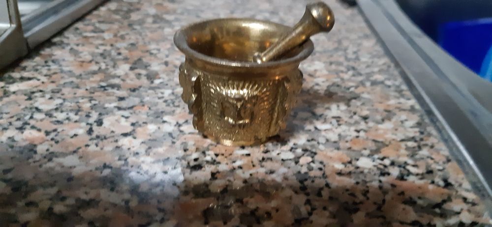Quatro Almofariz em Bronze