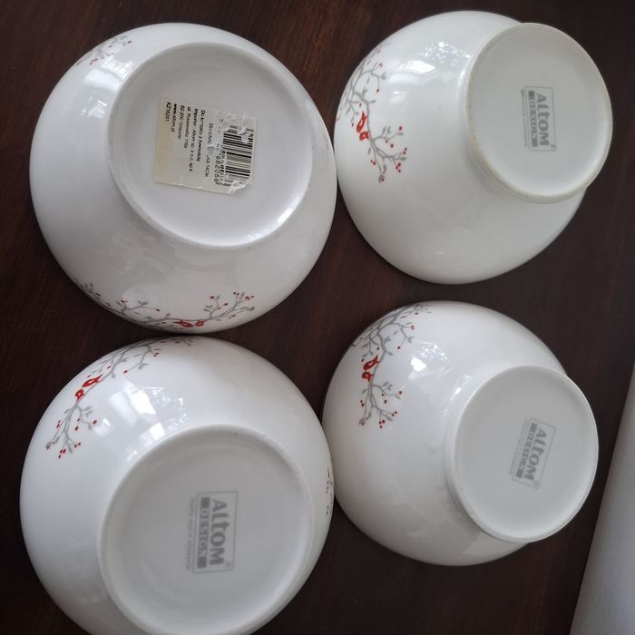 Cztery miseczki 300ml Altom