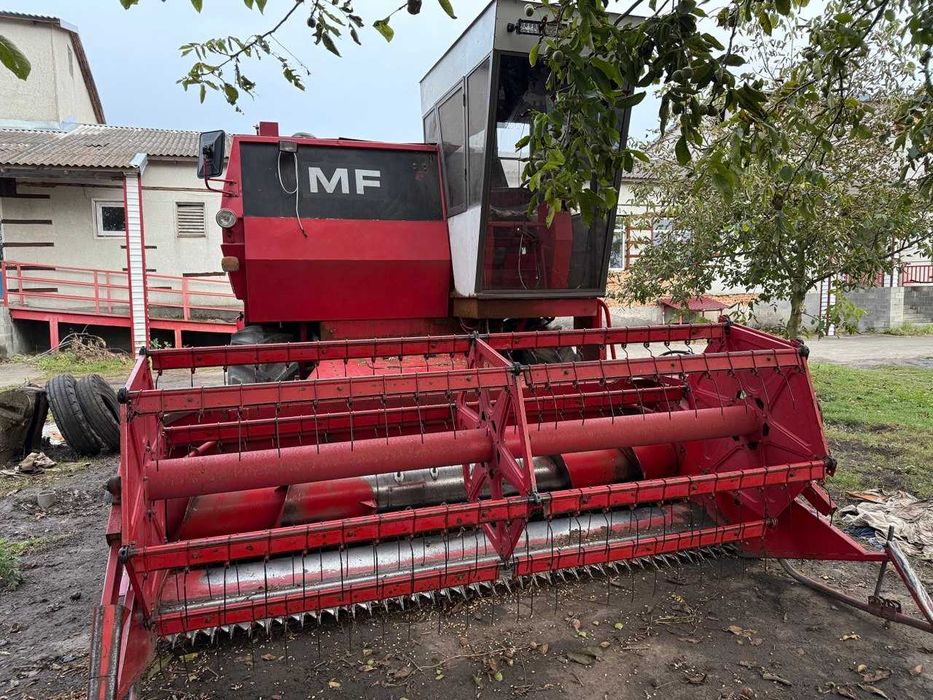 Комбайн Massey Ferguson 440 1980
