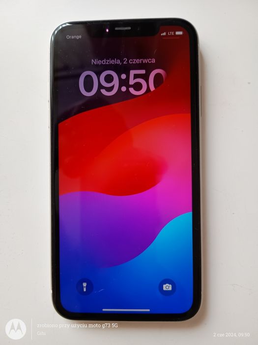 iPhone 11 64gb biały