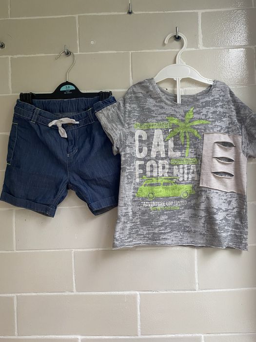 Костюм для хлопчика футболка шорти Bembi 104р.