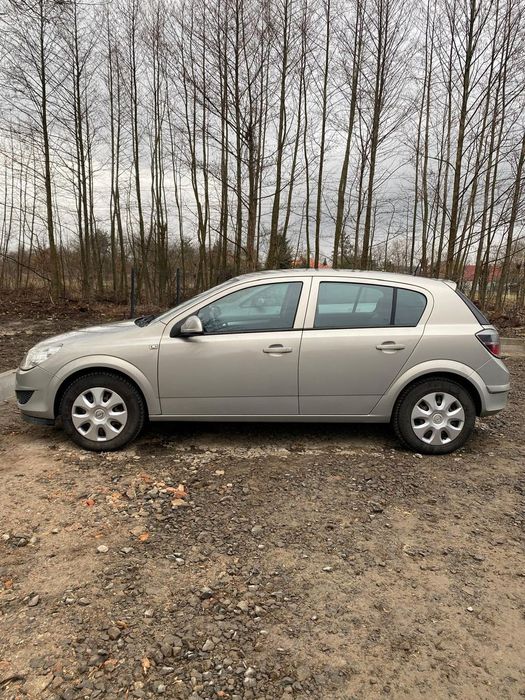 Opel Astra Opel Astra H 2009 r., 1.8, benzyna, okazja