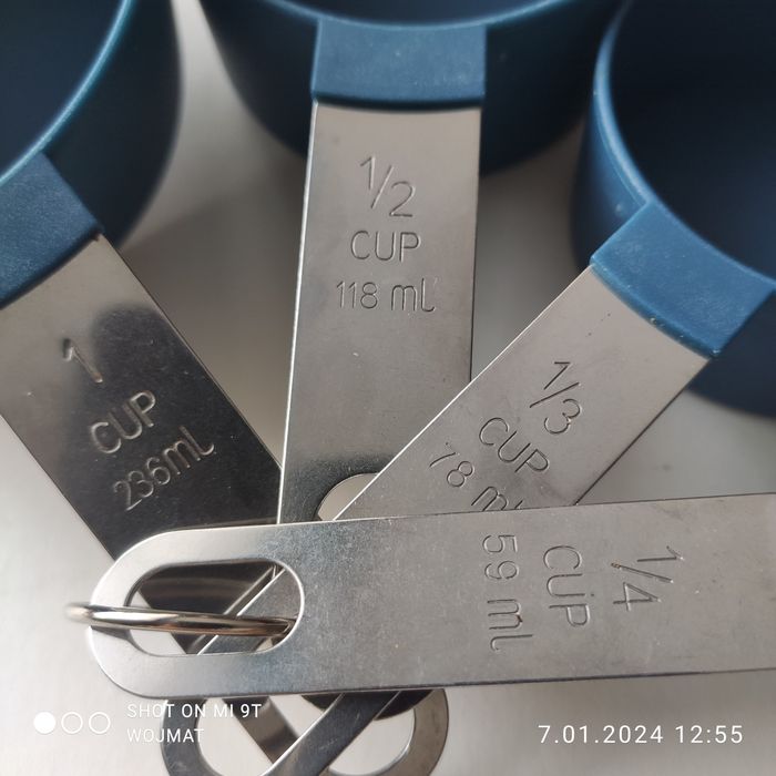 Utensylia, ozdoby domowe i kuchenne