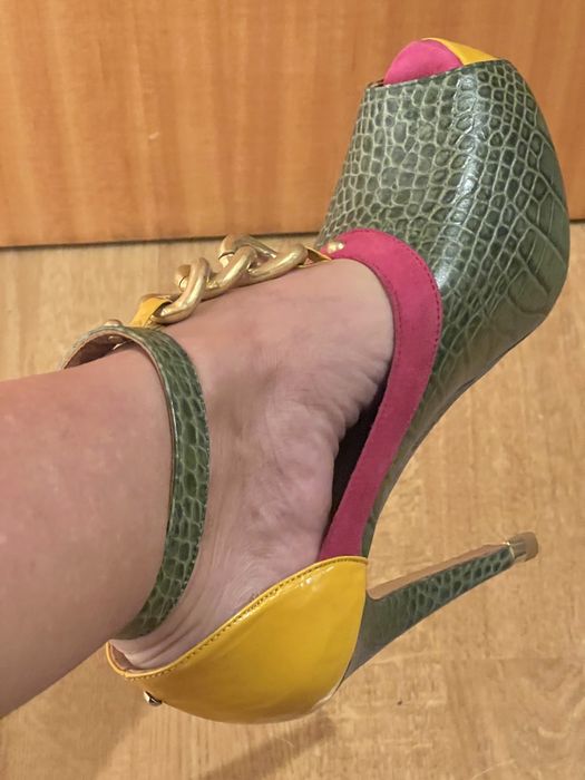 Sapatos mulher Egidio Alves tamanho 37