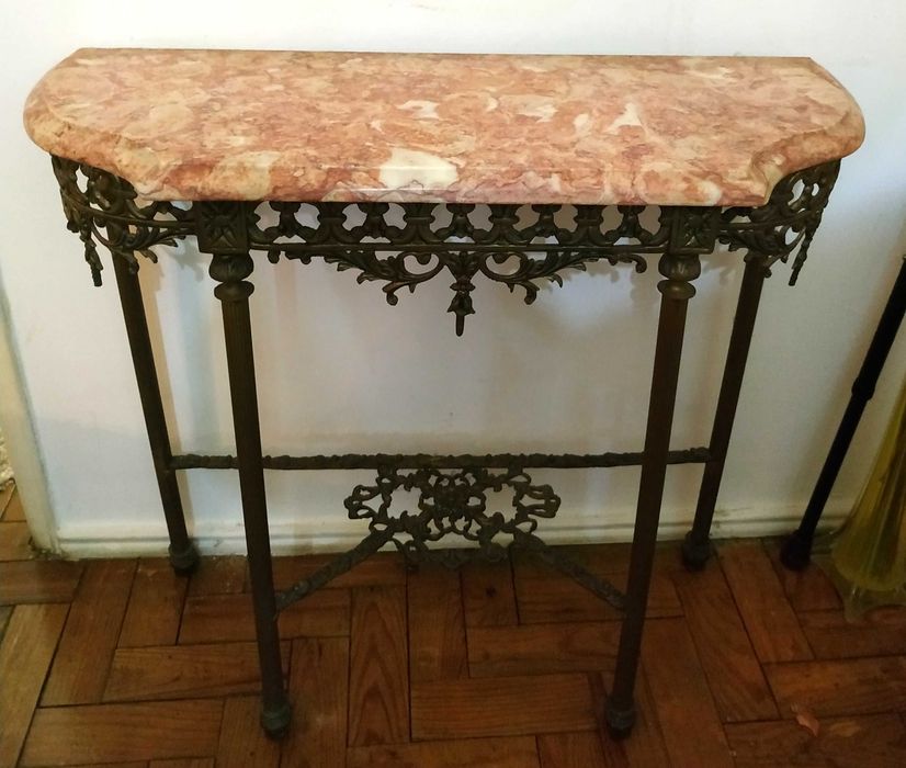 Bonita Credência Mármore Rosa Anos 50