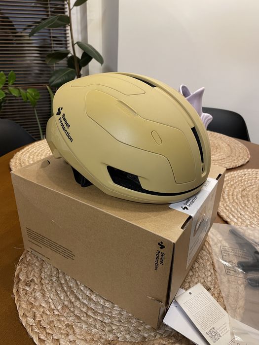 Kask szosowy aero Sweet Protection falconer M