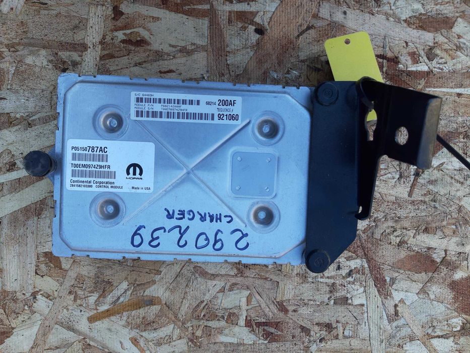 Komputer silnika kluczyk DODGE CHARGER 2014r 3.6