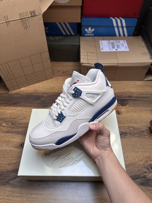 Nike Air Jordan 4 x SB Navy roz 45