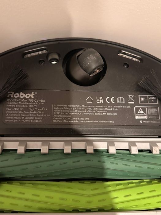iRobot Roomba Max 705 Combo + Base AutoWash
