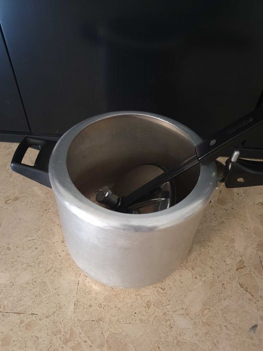 Panela de pressão 6,5 litros