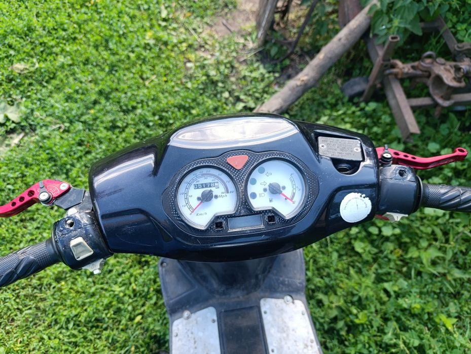 Скутер Fada QT50FT