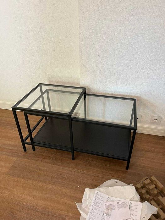 Conjunto Mesas de Centro VITTSJÖ IKEA (Vidro e Metal Preto)