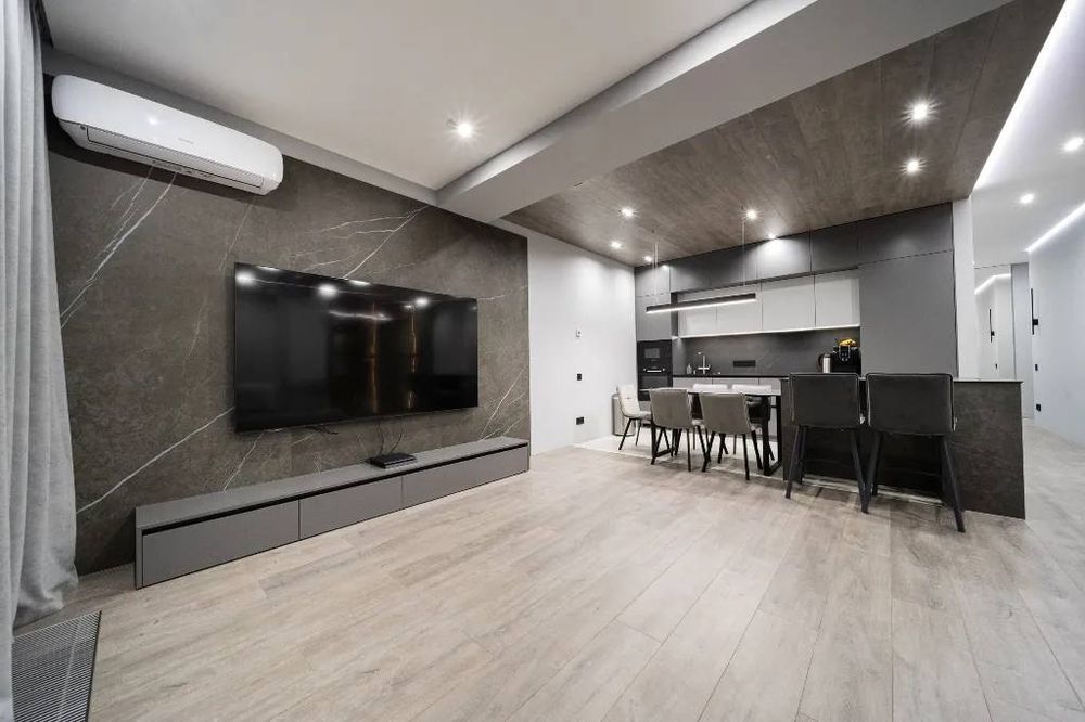 Продам 3-х кімнатну квартиру ЖК Рибінський .