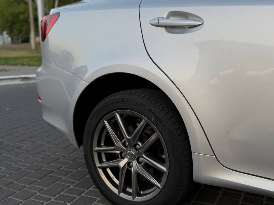 Lexus IS 220D 2006 г