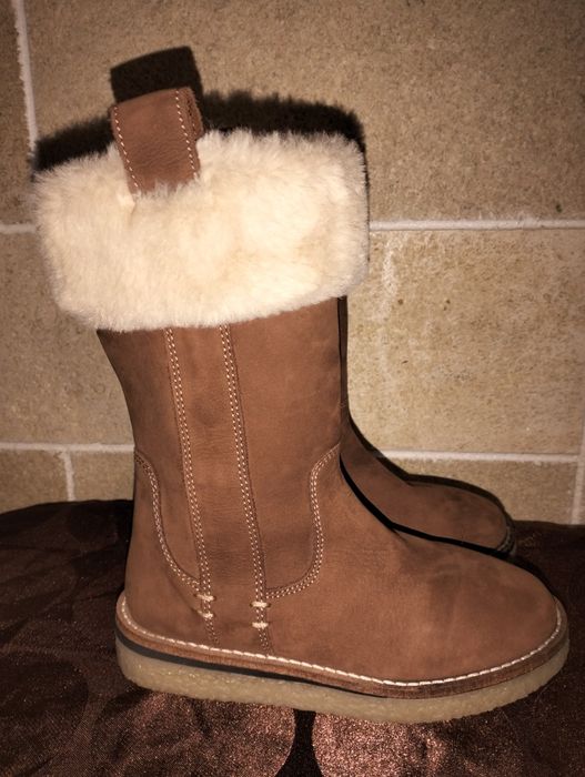 Дитяче нове Брендові взуття.