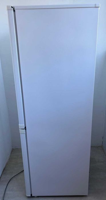 Frigorífico Combinado KUNFT 207L - Branco