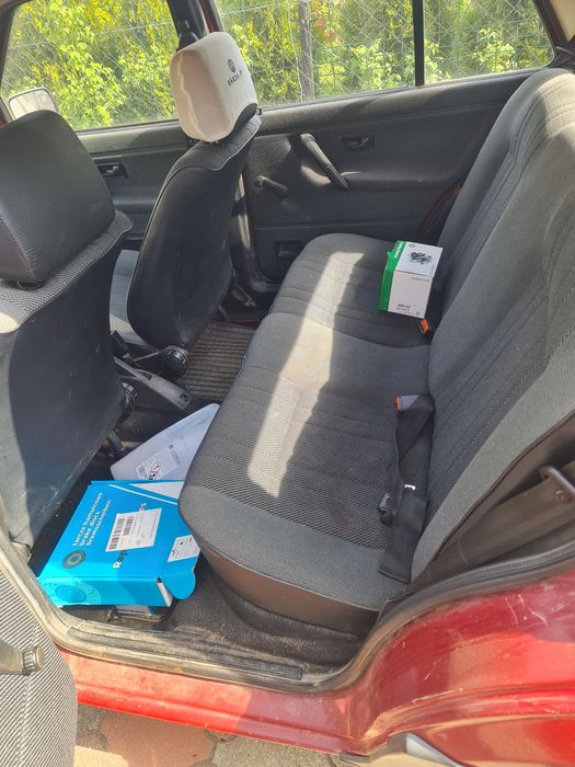 Golf ll 90r 1,6 benzyna
