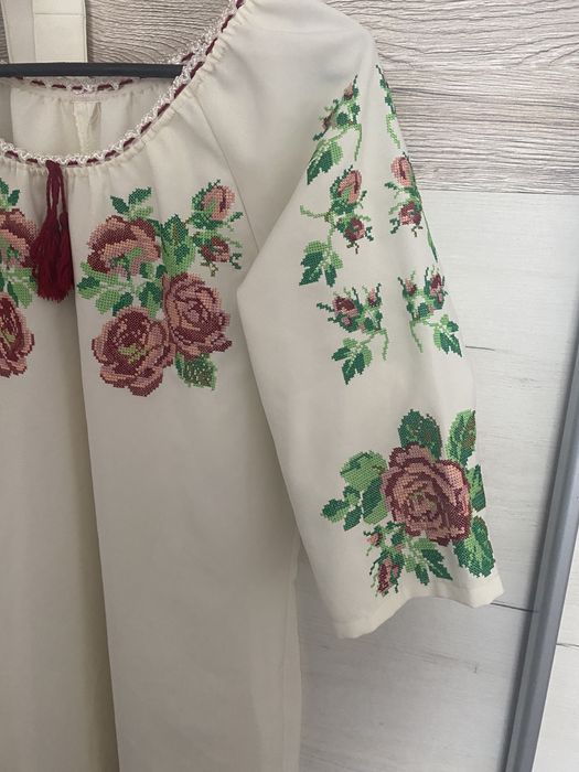 Вишите плаття ( машинна)