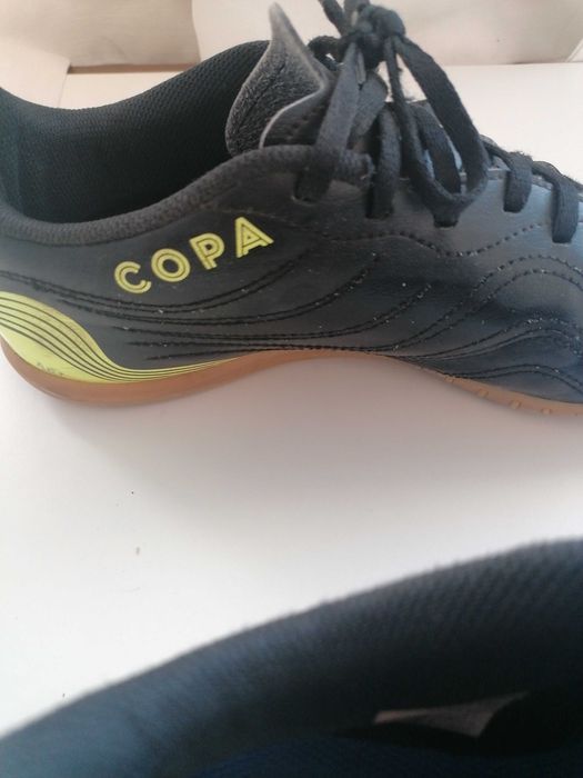 Ténis Adidas Copa n42