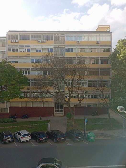 T4 Lisboa Estrela/Lapa na Av. Infante Santo