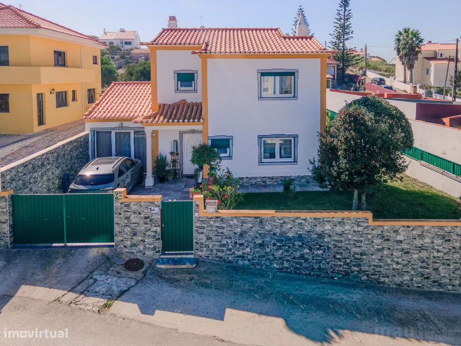 Moradia isolada T3 com duas suites em lote de 410 m² | Perto da Ericei