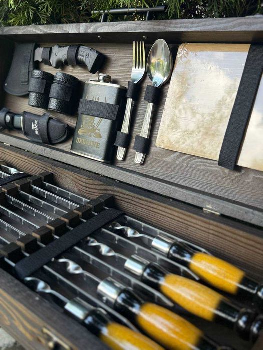 Стильный подарок на юбилей мужчине – шампура ручной работы в кейсе