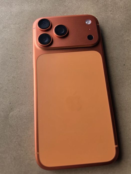 iPhone 17 pro max
