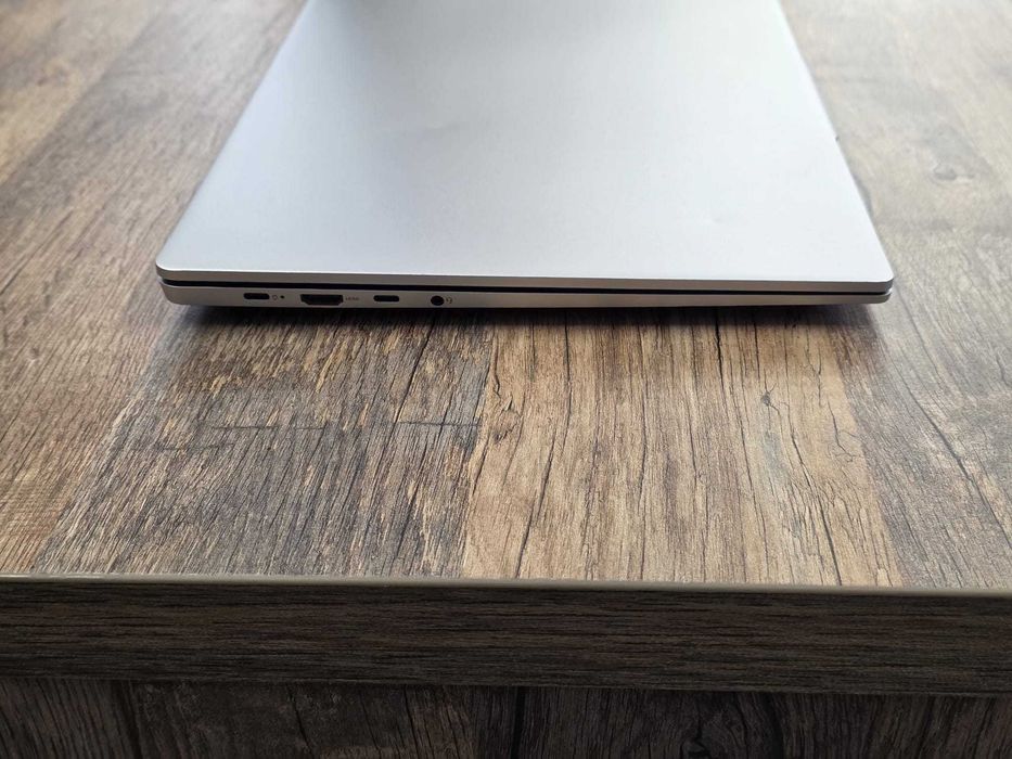 Laptop Lenovo IdeaPad Slim 5 16IRL8 i7-13620H/16GB/1024GB/WIN11 stan db gwarancja