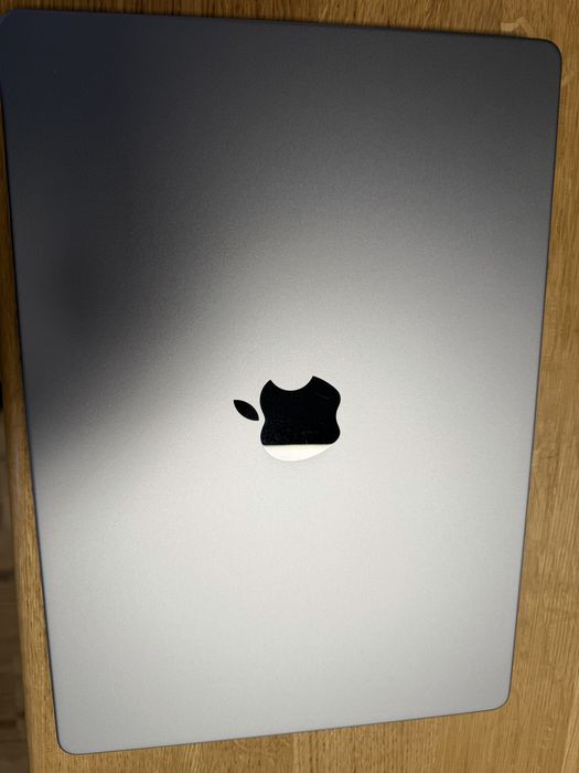MacBook Pro 14” M1 Pro 16 GB / 1 TB SSD + magic mouse 2