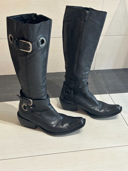 Botas de cano alto marca PROF