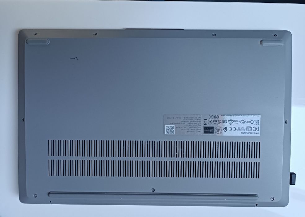 Lenovo IdeaPad 5 i7-1065G7 / 8GB / 512GB SSD / Win10 / Stan bdb.