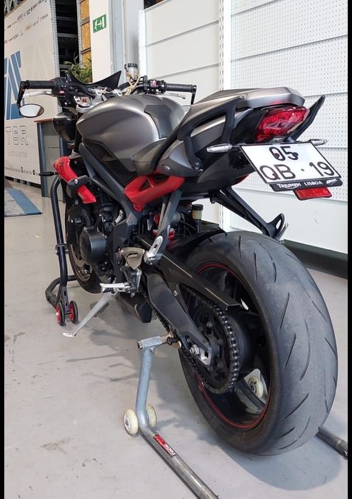 Triumph Street Triple