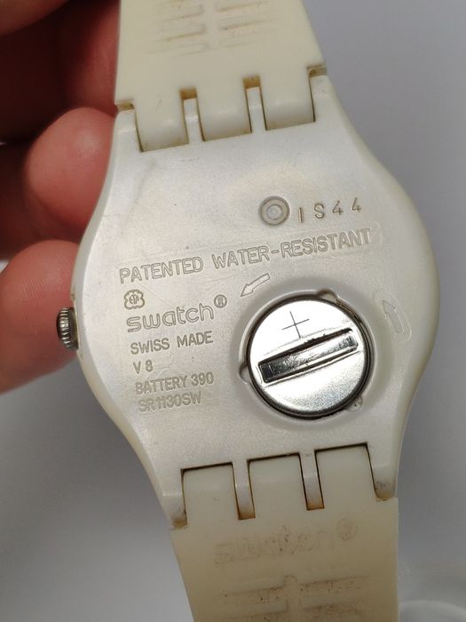Годинник швейцарський SWATCH