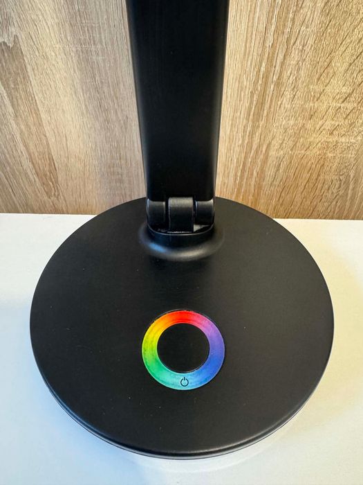 Lampka biurkowa led