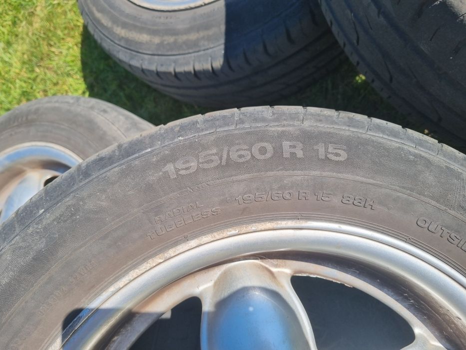 Felgi 15” z oponami Continental 195 60 15 – Renault Scenic I