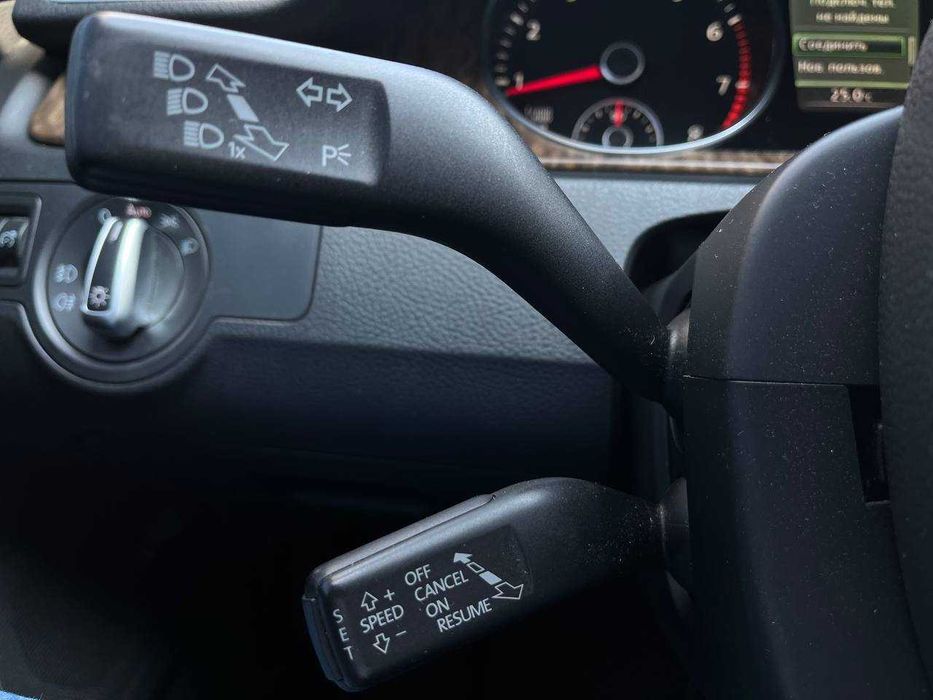 Volkswagen Passat 2012 року 1.8 Бензин АКПП Кредит/Обмін/Лізинг