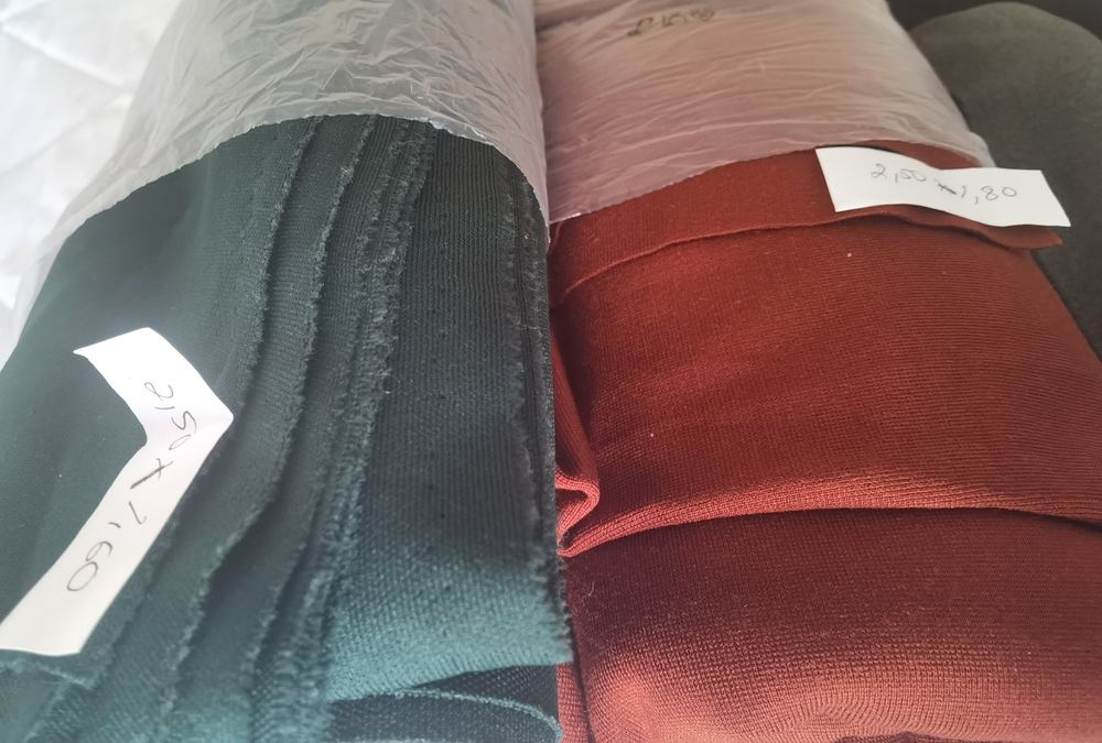 Tecido de Malha grossa e fina