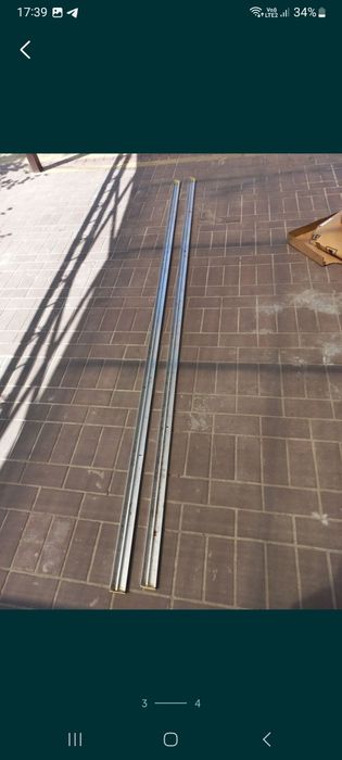 Алюмінієві карнизи