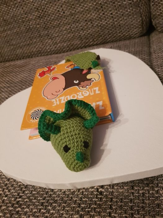 Zakładka do książki na szydełku sowa, dinozaur