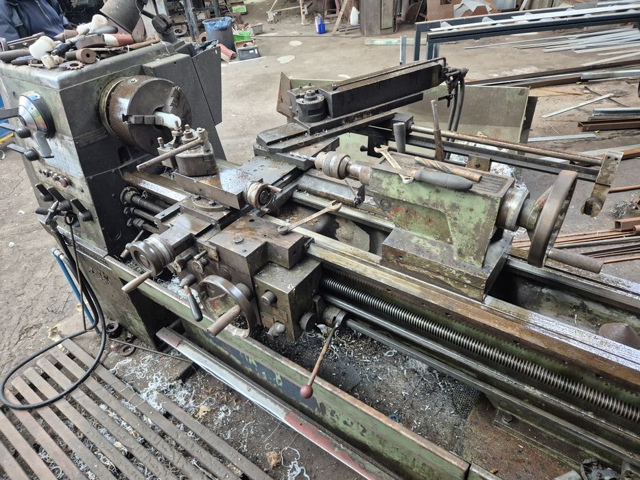 Torno mecanico copiador