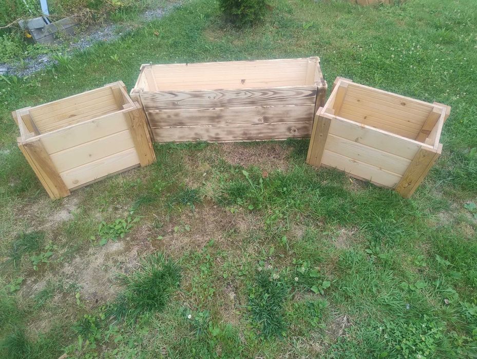 Donice ogrodowe drewniane